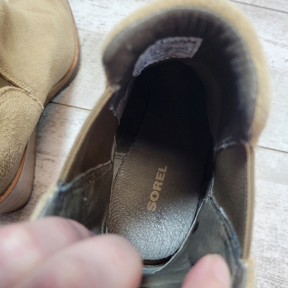 SOREL After Hours Chelsea Tan Wedge Ankle Suede Boot women’s 7.5 - Picture 8 of 13